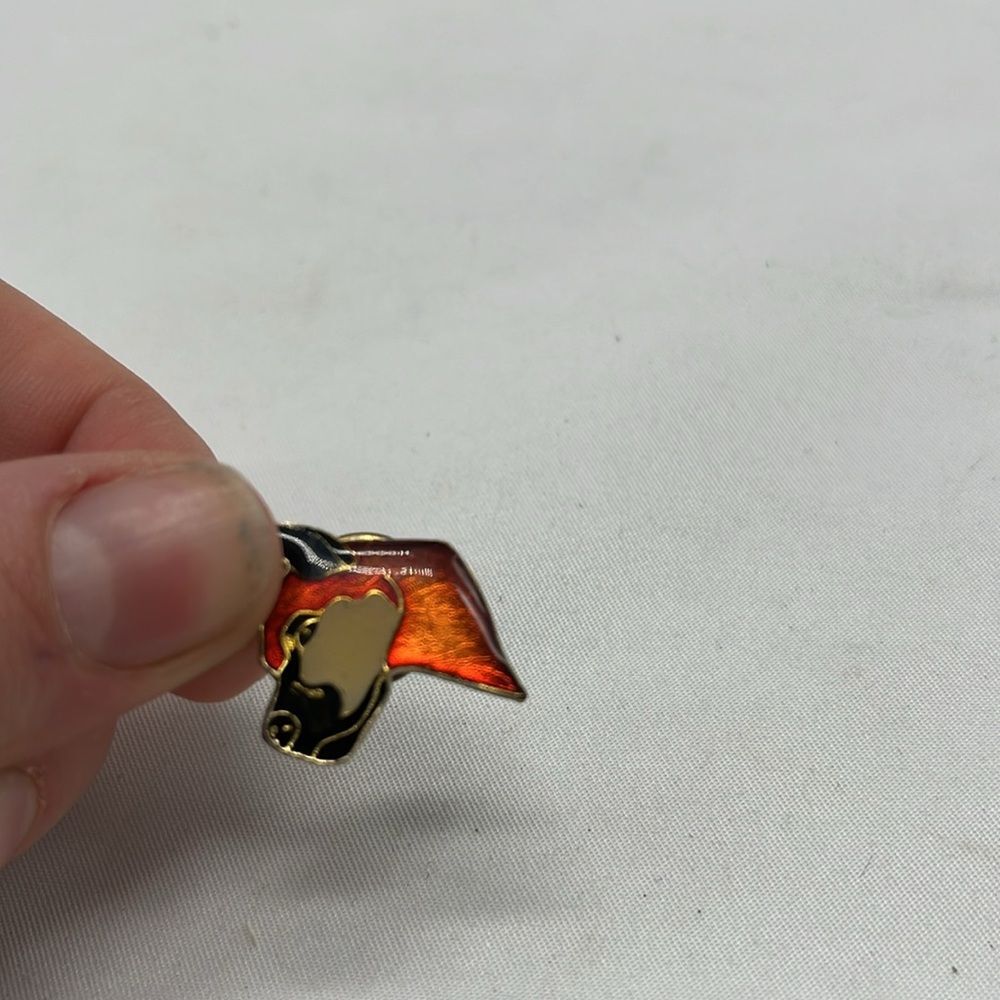 Vintage Enamel Doberman Dog Pin - Picture 3 of 4